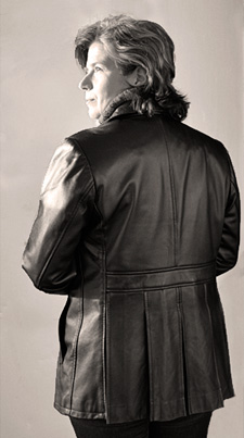 Nahka-asut ja turkistuotteet